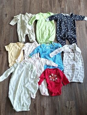 11 Piece! Gerber Baby One Piece Body Suits Size 3 To 6 M